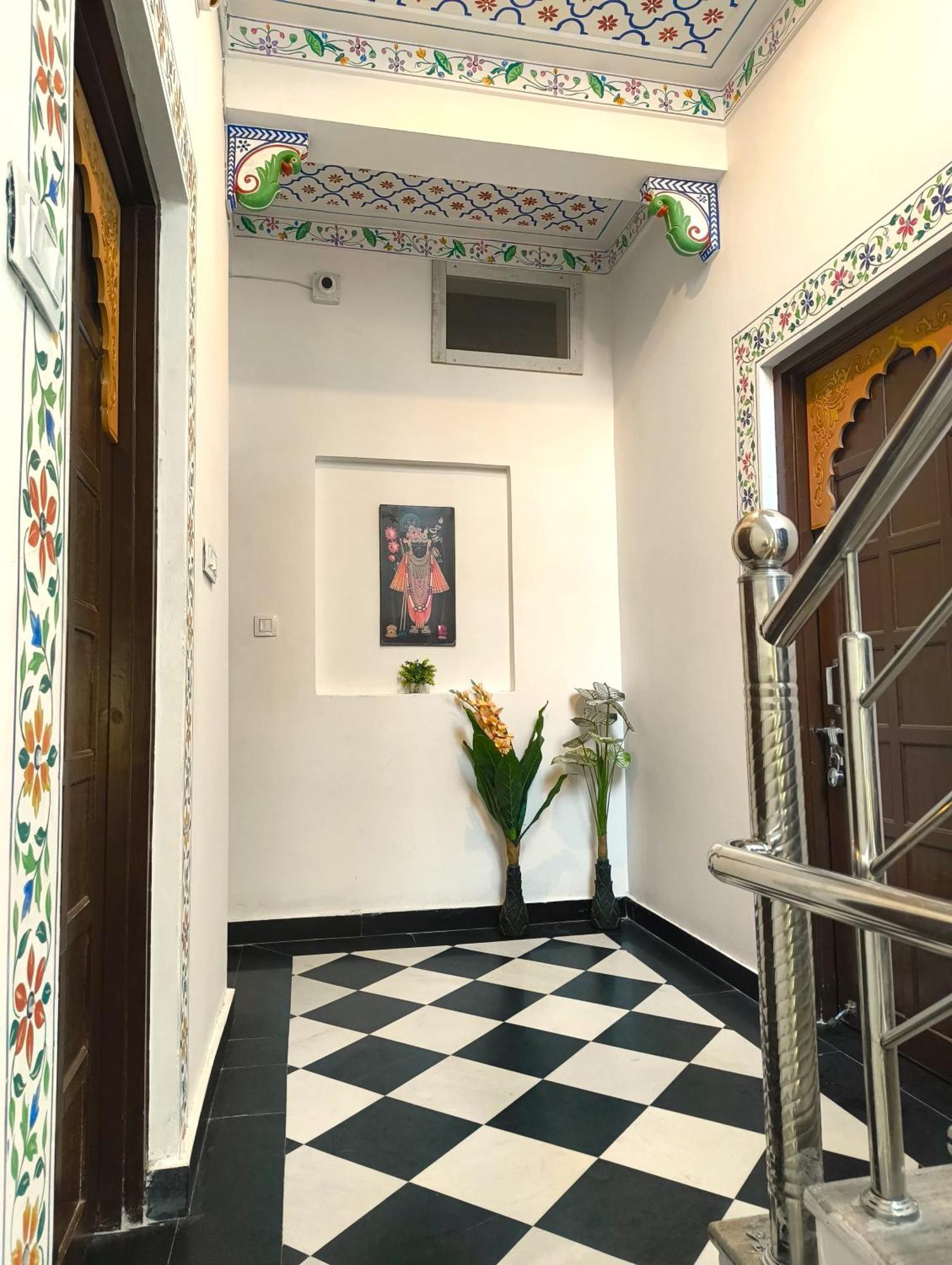 Rising Shemesh Home Stay Udajpur Exteriér fotografie