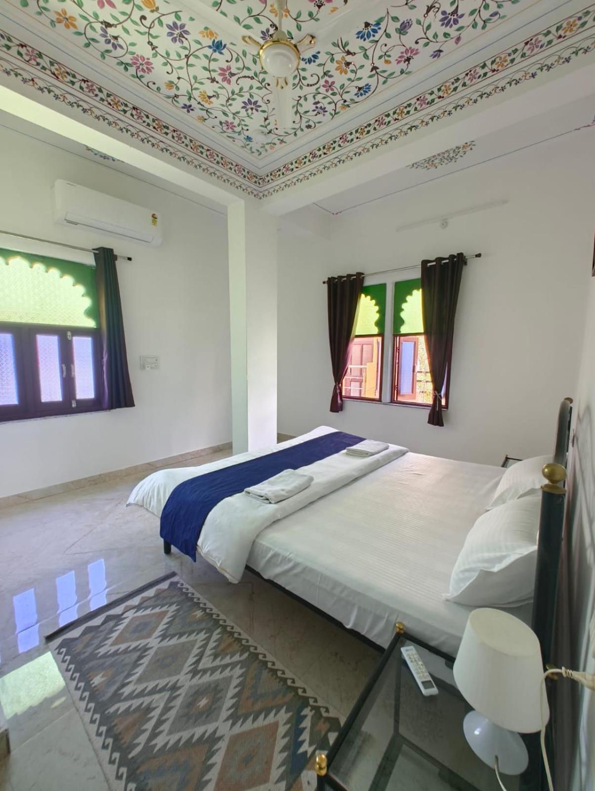 Rising Shemesh Home Stay Udajpur Exteriér fotografie