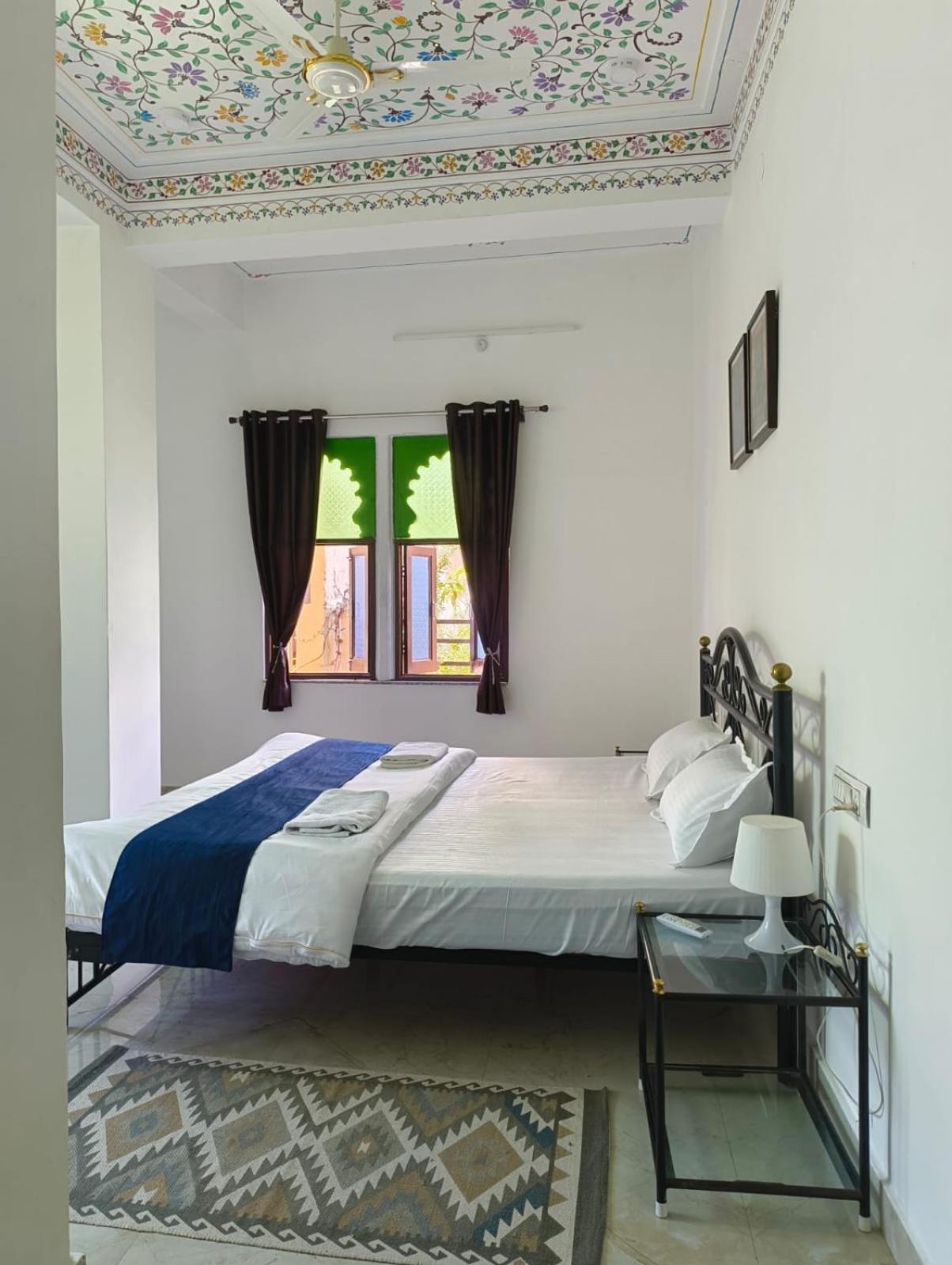 Rising Shemesh Home Stay Udajpur Exteriér fotografie