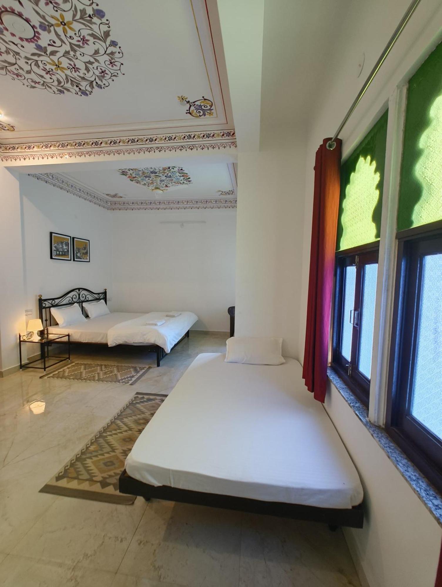 Rising Shemesh Home Stay Udajpur Exteriér fotografie